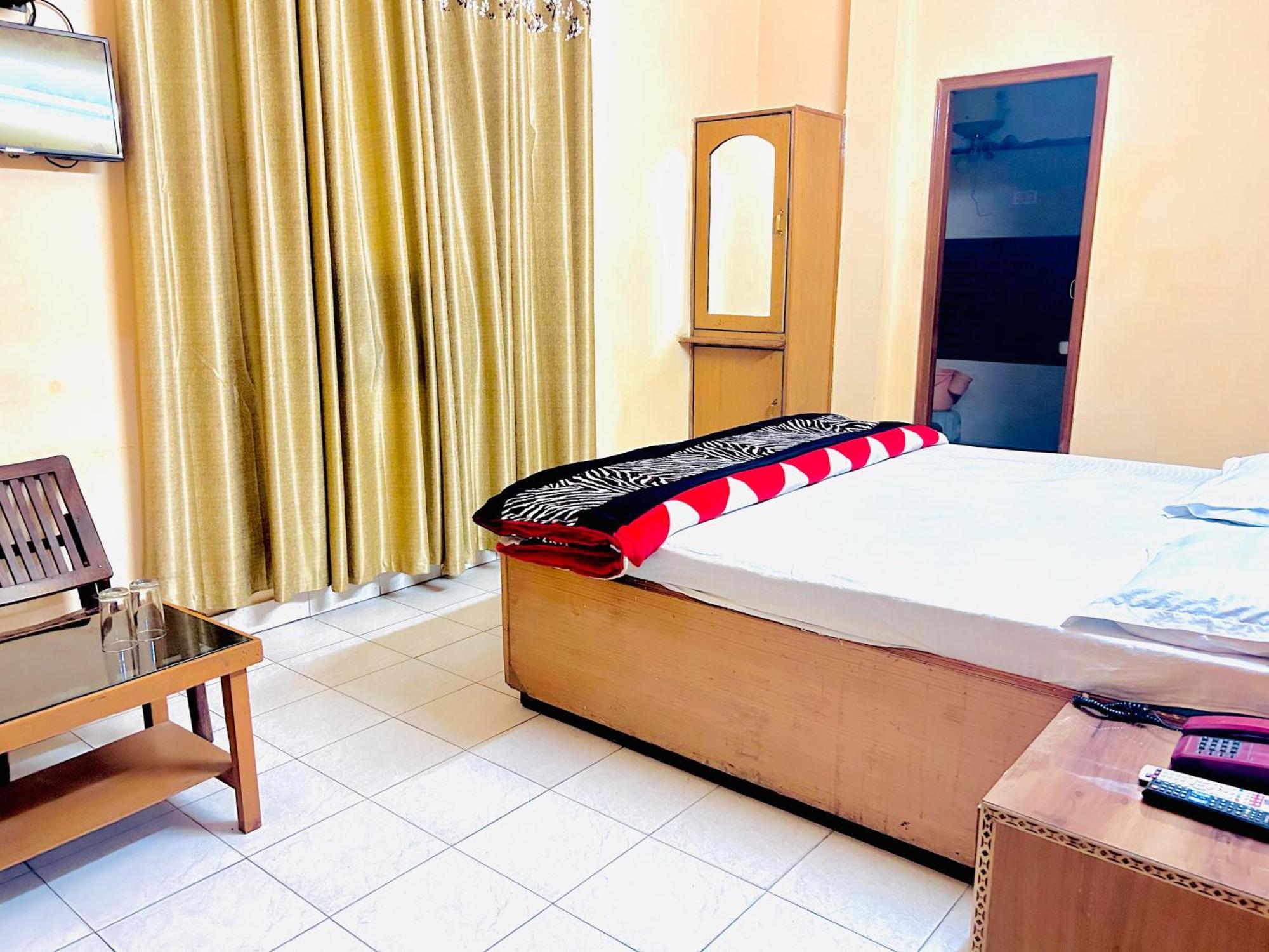 Sunrise Hotel 贾朗达尔 外观 照片